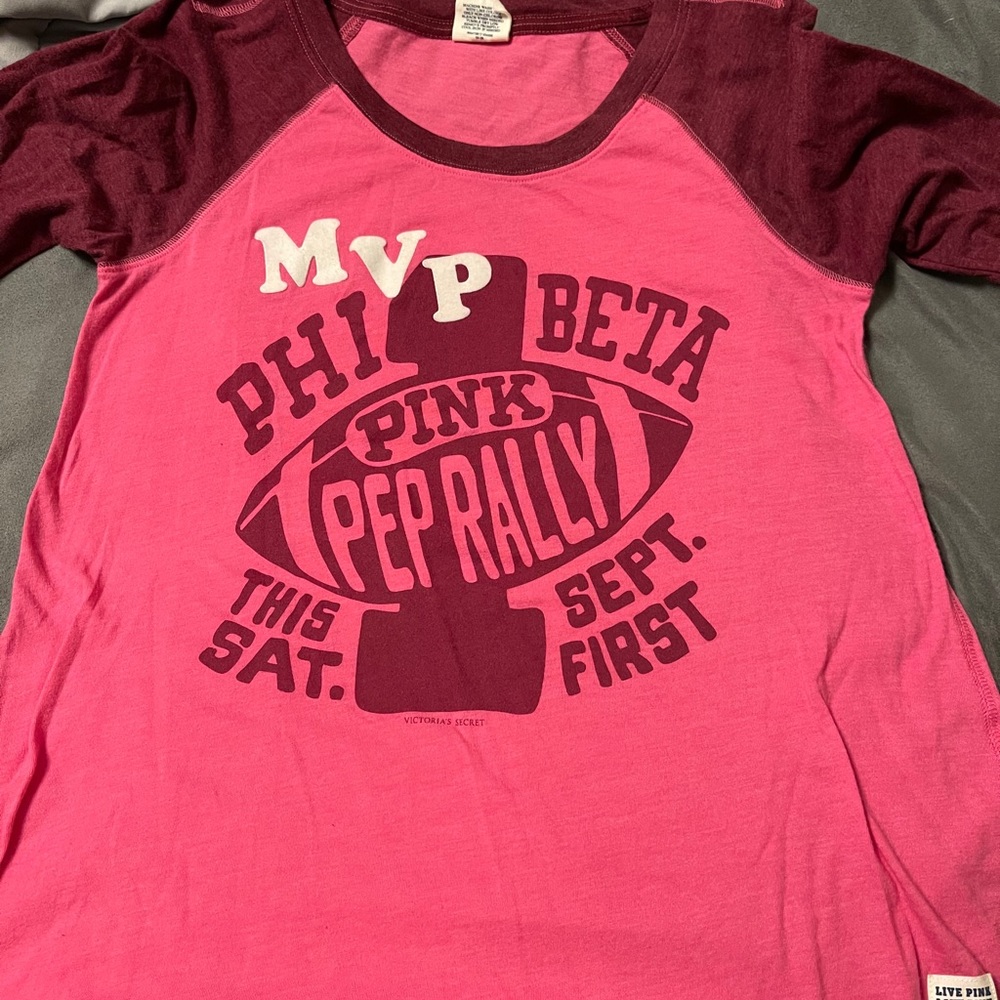 Pink t shirt